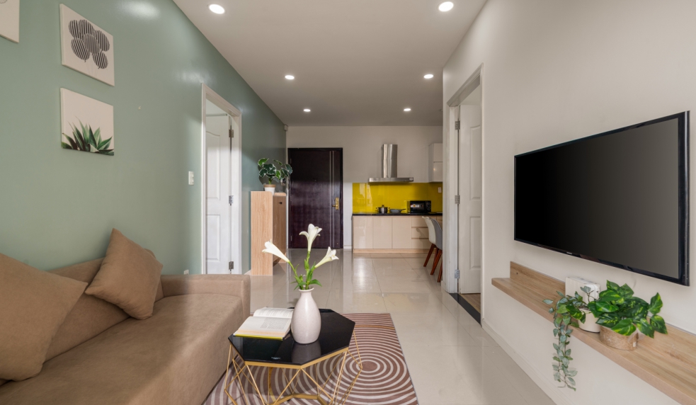 A402 - LUXAURA APARTMENT – LUXURY APARTMENT WITH PRIVATE BBQ GARDEN IN DA NANG